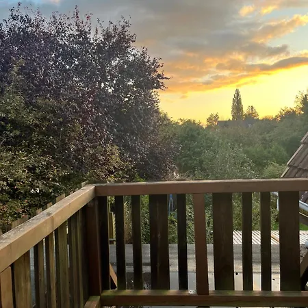Appartement Fewo Mit Balkon Neben Uni *