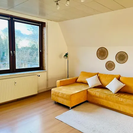 Appartement Fewo Mit Balkon Neben Uni